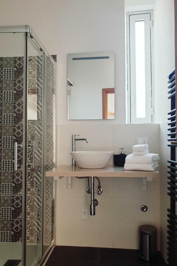 Assenza Lake Front Sweet Apartment Brenzone sul Garda Exterior photo